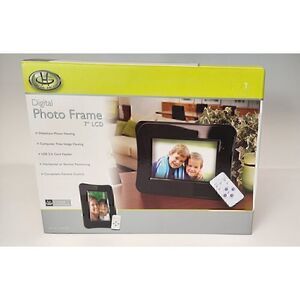 Gear Head 7” LCD Digital Photo Frame with Remote Control